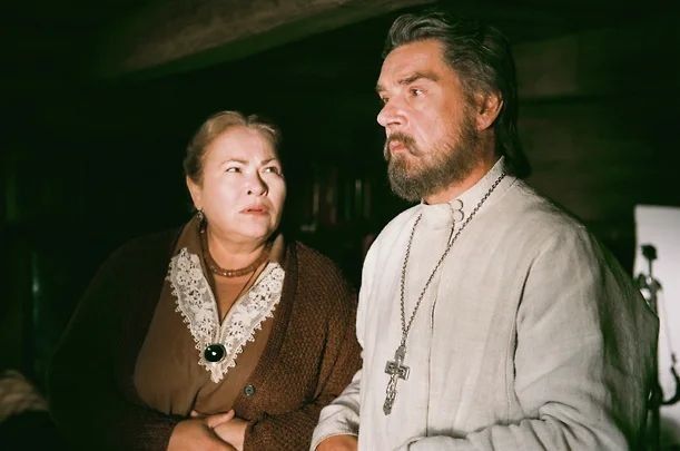 1 октября 1951 года в Алтайском крае родилась Нина Усатова — актриса, ставшая главным экранным воплощением и визитной карточкой сибирского национального характера 1 октября 1951 года в Алтайском крае родилась Нина Усатова — актриса, ставшая главным экранным воплощением и визитной карточкой сибирского национального характера