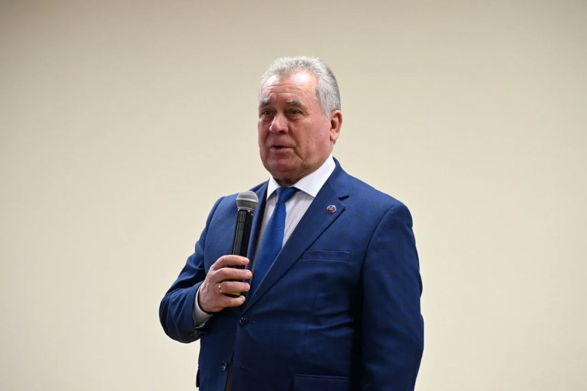 Александр Романенко поздравил сотрудников следственного изолятора №1 с вековым юбилеем учреждения Александр Романенко поздравил сотрудников следственного изолятора №1 с вековым юбилеем учреждения