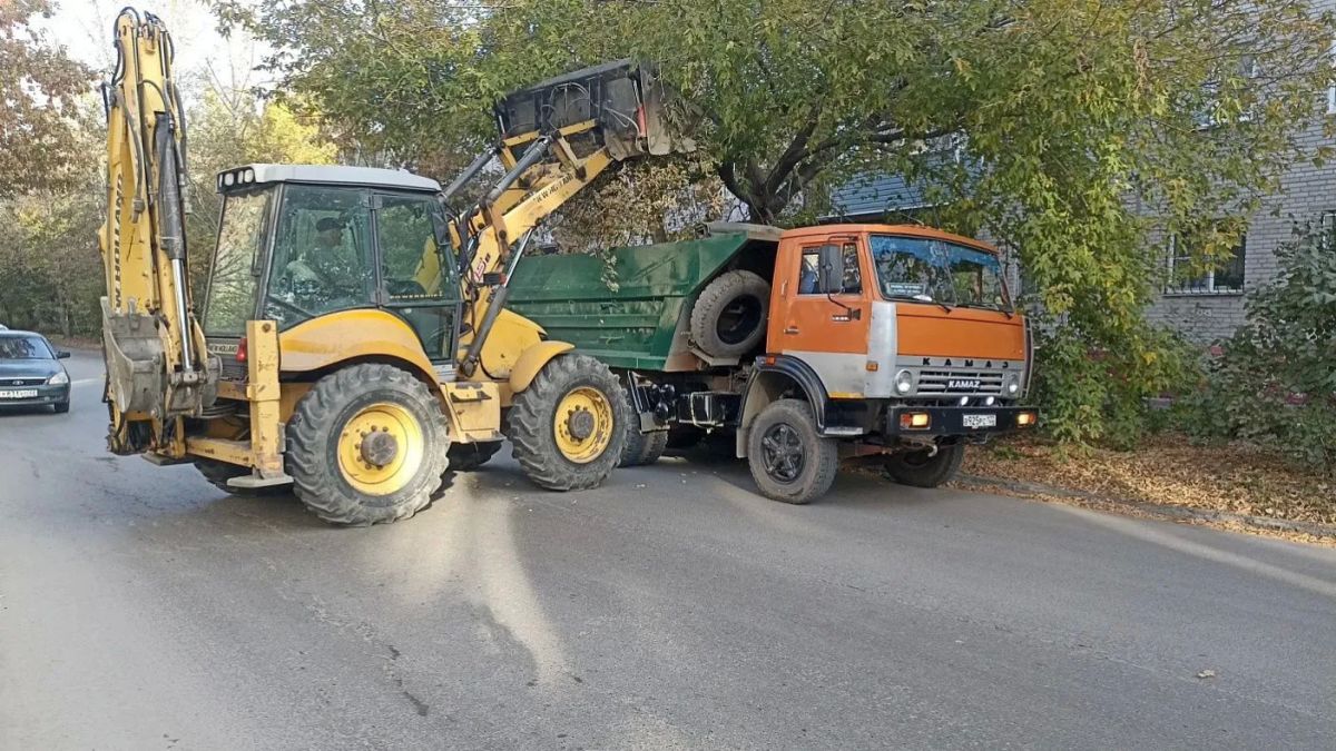 Более 8 тысяч барнаульцев приняли участие в первом «Чистом четверге» Более 8 тысяч барнаульцев приняли участие в первом «Чистом четверге»