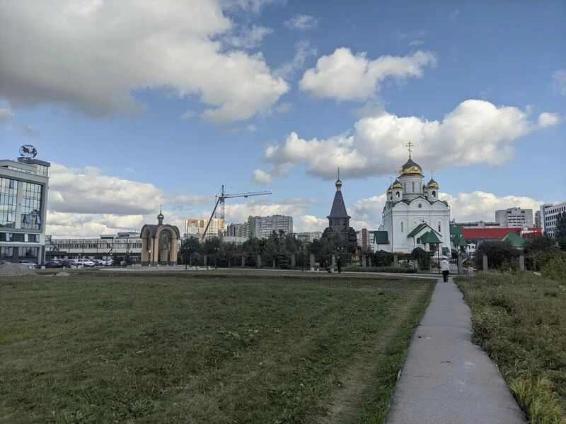 Фонтан, витражи и купель. Какой получилась новая часовня на Шумакова в Барнауле Фонтан, витражи и купель. Какой получилась новая часовня на Шумакова в Барнауле