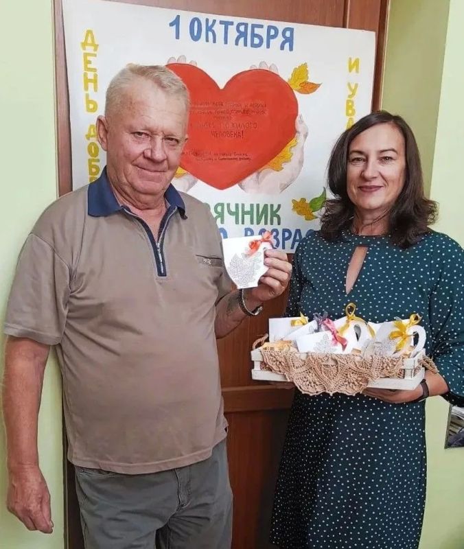 В социальных учреждениях региона проходят мероприятия, посвященные месячнику пожилых людей В социальных учреждениях региона проходят мероприятия, посвященные месячнику пожилых людей