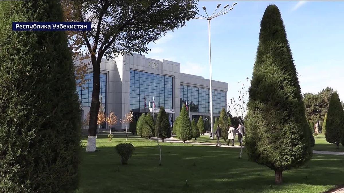 Делегация Алтайского края работает в Узбекистане