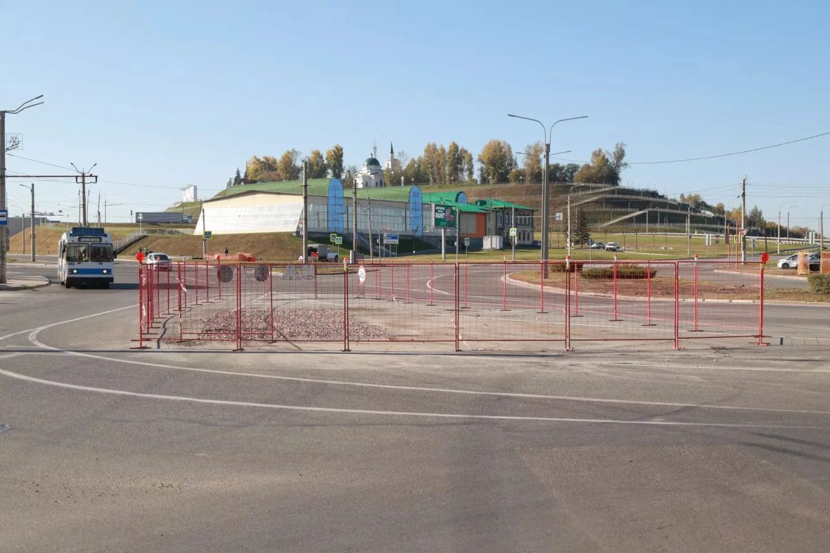 В центре Барнаула полным ходом идет коммунальная перестройка В центре Барнаула полным ходом идет коммунальная перестройка