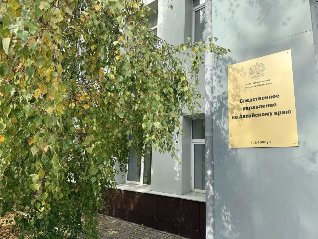 Следственными органами СК России по Алтайскому краю возбуждено уголовное дело по факту гибели подростка в городе Барнауле
