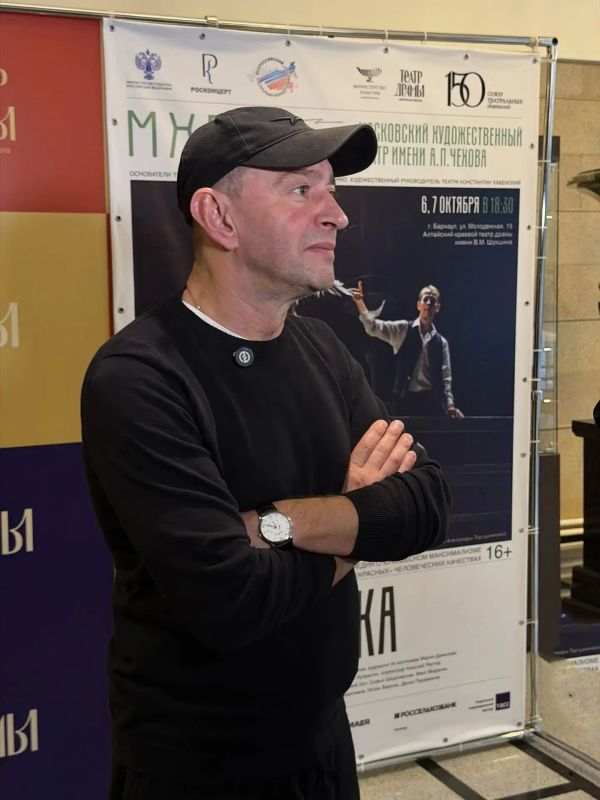 В Барнауле начались гастроли МХТ имени Чехова: на сцене краевой драмы представляют «Чайку»