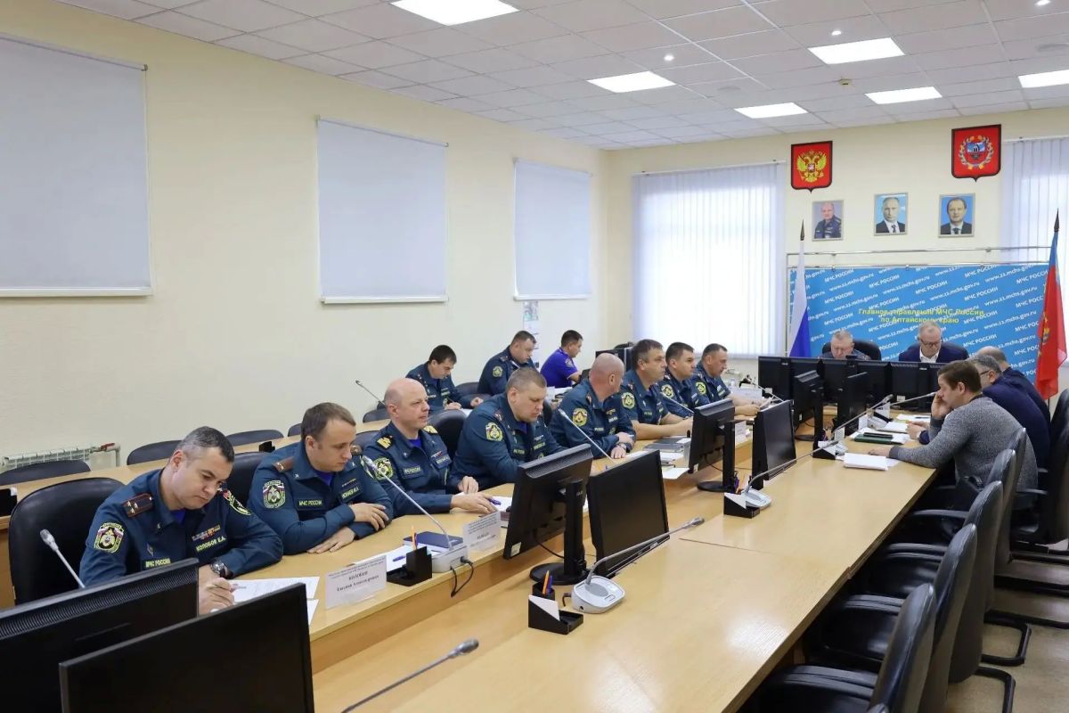 Итоги и задачи: в ГУ МЧС России по Алтайскому краю состоялось совещание Итоги и задачи: в ГУ МЧС России по Алтайскому краю состоялось совещание