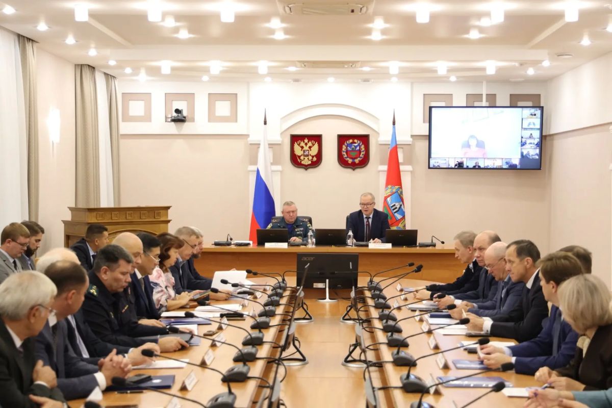 В Алтайском крае на заседании КЧС рассмотрели вопросы по предупреждению и ликвидации чрезвычайных ситуаций и обеспечению пожарной безопасности Алтайского края В Алтайском крае на заседании КЧС рассмотрели вопросы по предупреждению и ликвидации чрезвычайных ситуаций и обеспечению пожарной безопасности Алтайского края