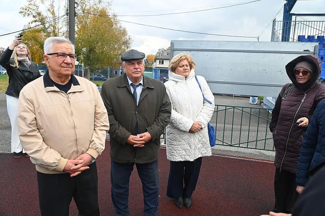 Члены Совета Общественной палаты города оценили развитие футбольной инфраструктуры в Барнауле Члены Совета Общественной палаты города оценили развитие футбольной инфраструктуры в Барнауле