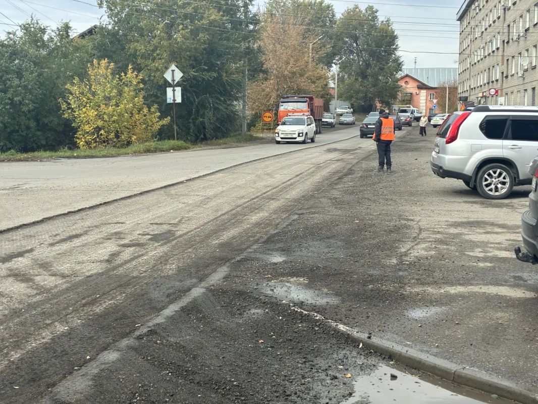 В Бийске приступили к ремонту дороги по переулку Николая Гастелло В Бийске приступили к ремонту дороги по переулку Николая Гастелло
