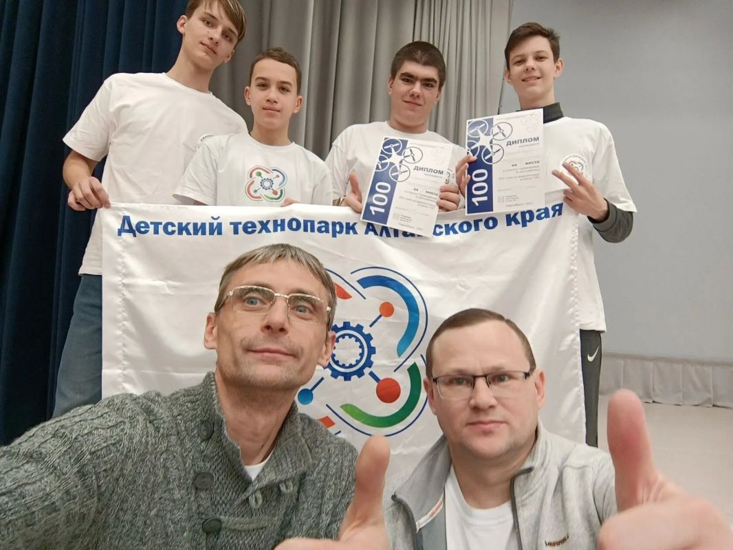 Сегодня отмечается День работника дополнительного образования Сегодня отмечается День работника дополнительного образования