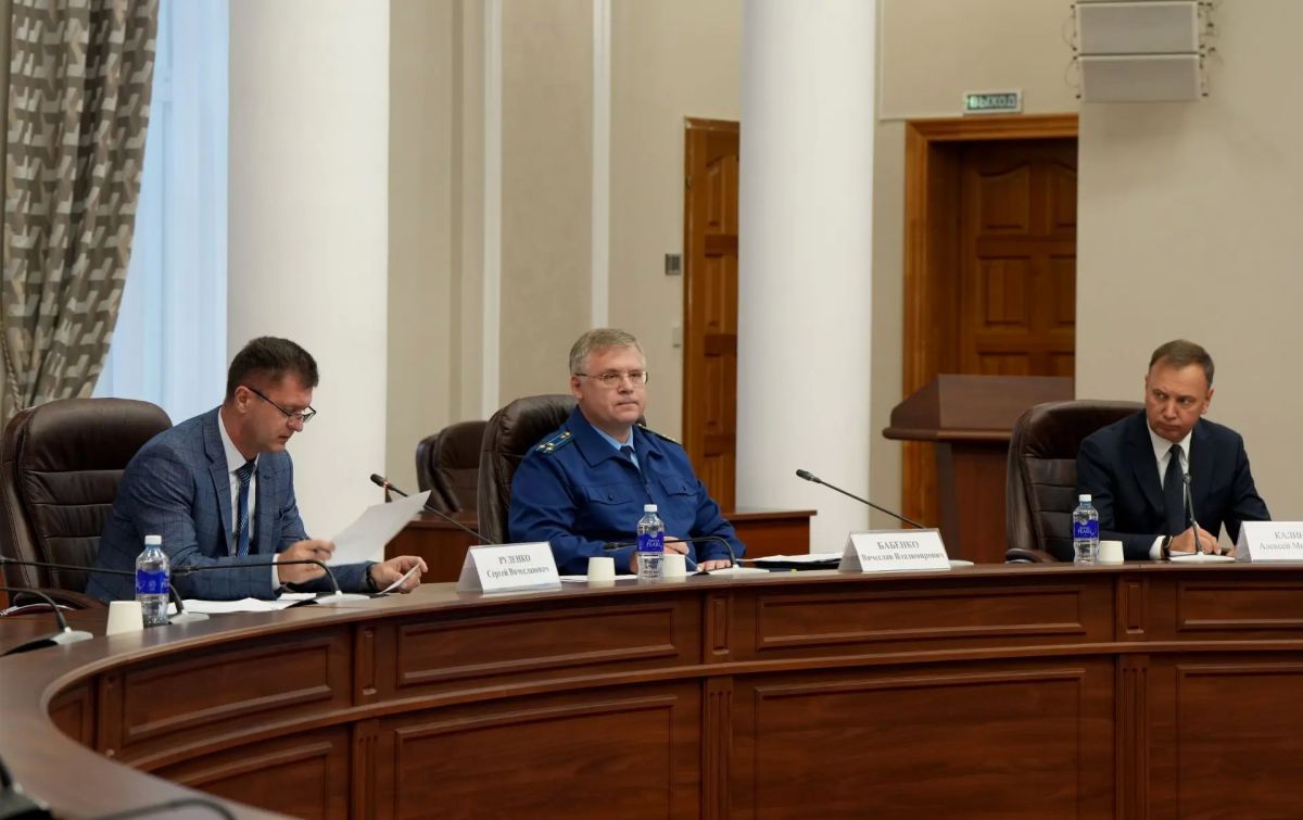 Подготовка города Бодайбо к зиме – на личном контроле полпреда Подготовка города Бодайбо к зиме – на личном контроле полпреда
