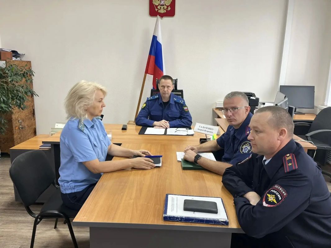 Заместитель прокурора Алтайского края Андрей Гальченко провел личный прием граждан в Советском районе Заместитель прокурора Алтайского края Андрей Гальченко провел личный прием граждан в Советском районе