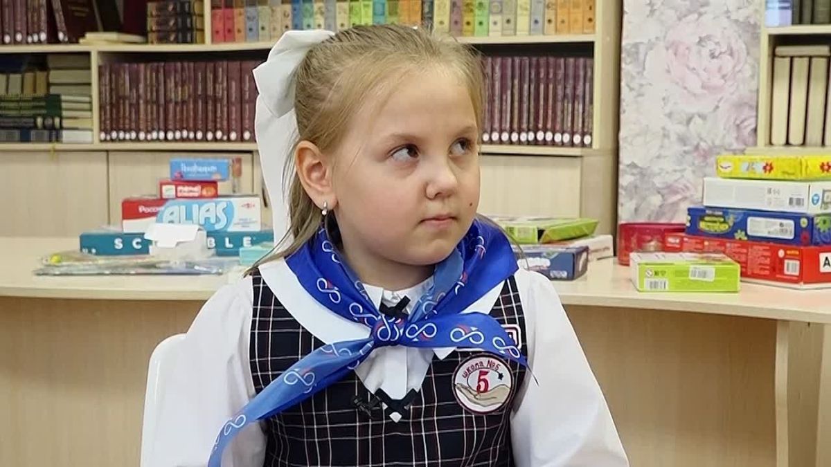 НАМ ВАЖНО ВАШЕ МНЕНИЕ!. Школьные будни - это не только строгие правила и домашние задания