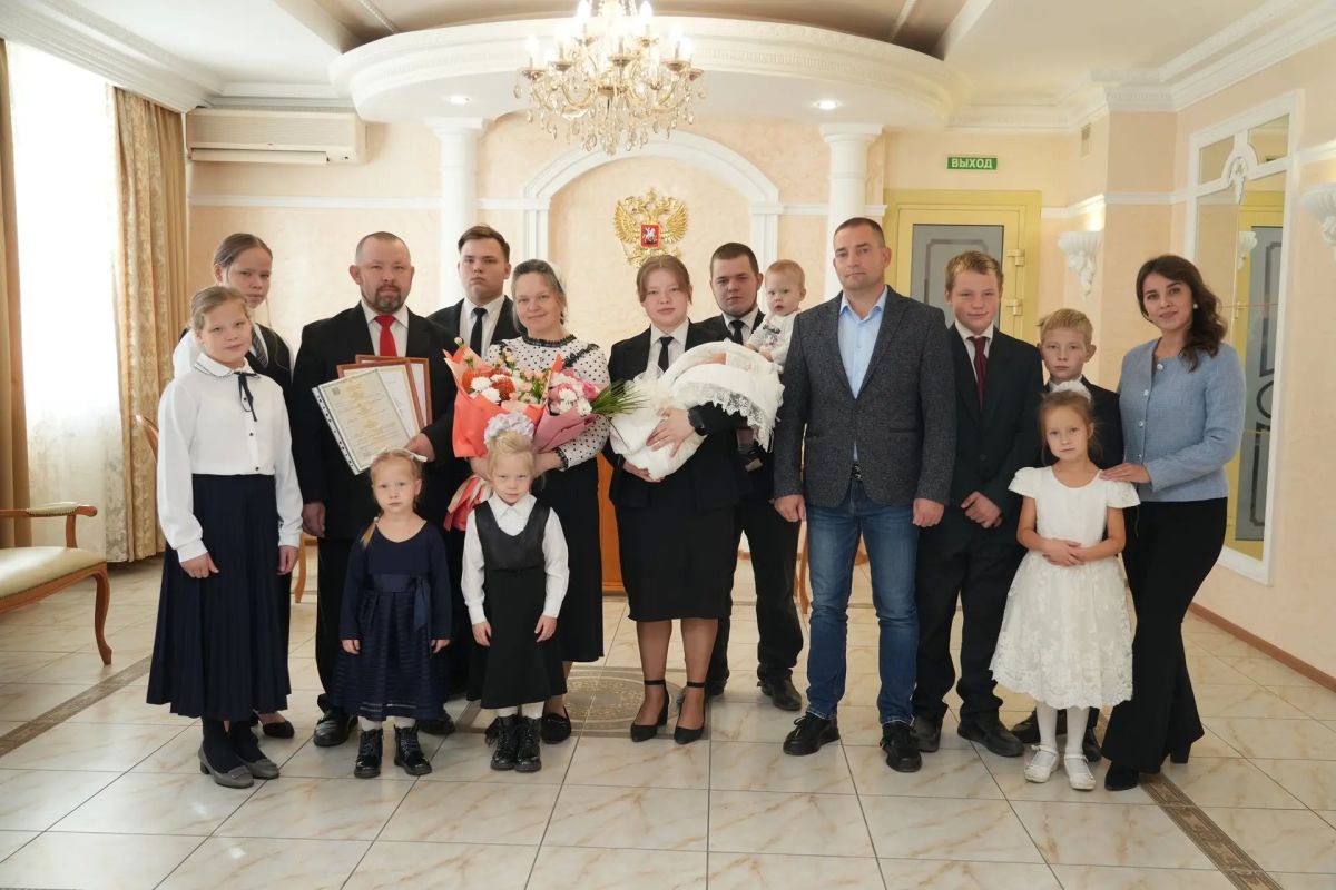 Двенадцатый ребенок родился в семье из Бийска