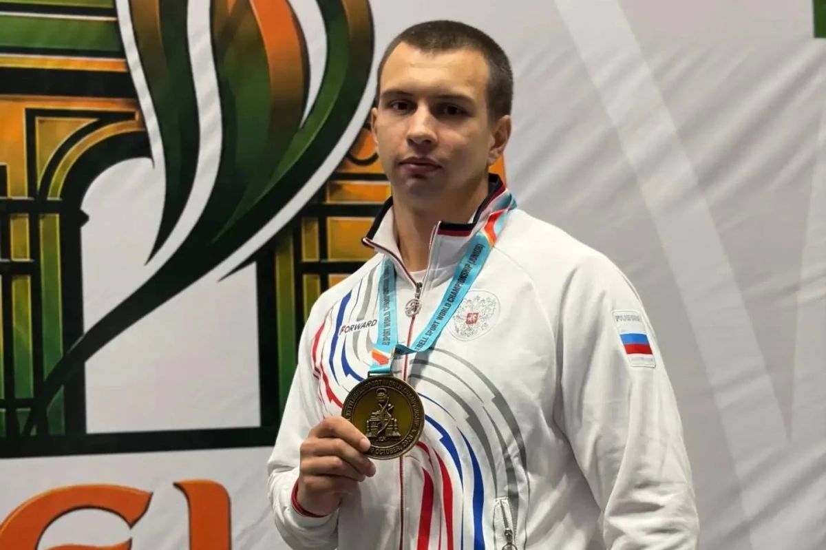 Гиревик из Новоалтайска Михаил Полибин стал чемпионом мира среди юниоров!