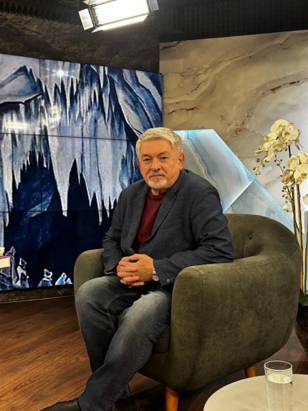 Рерих на Алтае, Звенигород у Белухи и тайны семьи