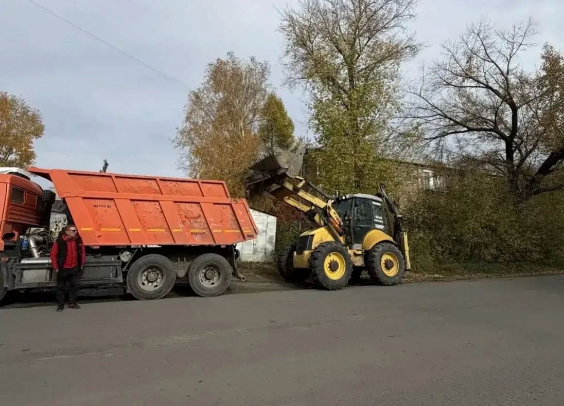 Более 10 тысяч барнаульцев присоединились ко второму «Чистому четвергу» Более 10 тысяч барнаульцев присоединились ко второму «Чистому четвергу»