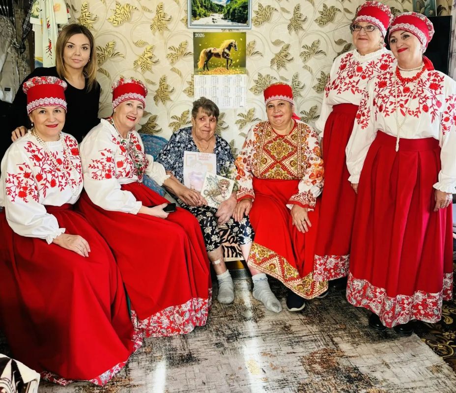 В социальных учреждениях Алтайского края проходят мероприятия, посвященные месячнику пожилых людей