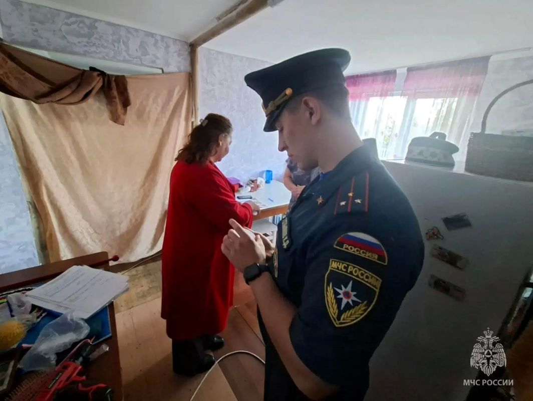 На территории Алтайского края личный состав чрезвычайного ведомства проводит профилактические мероприятия в рамках операции «Отопительный сезон» На территории Алтайского края личный состав чрезвычайного ведомства проводит профилактические мероприятия в рамках операции «Отопительный сезон»