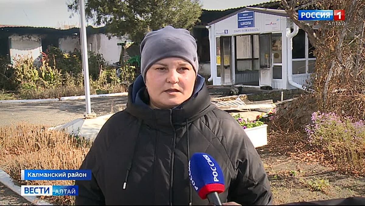 В селе Шилово Калманского района сгорела школа