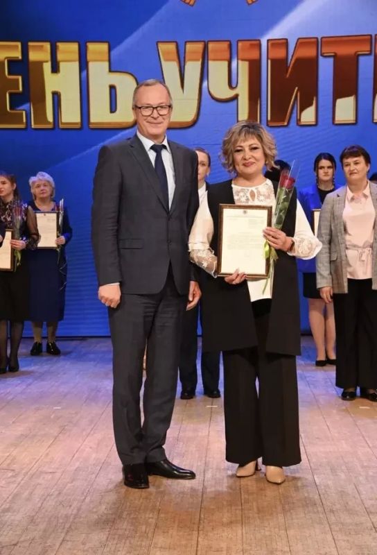 "Толк" подвел итоги онлайн-фотоконкурса "Мой любимый учитель" "Толк" подвел итоги онлайн-фотоконкурса "Мой любимый учитель"