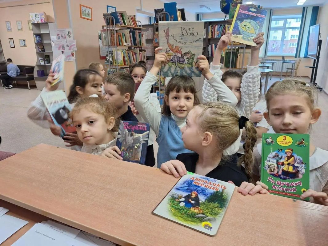 Экскурсии и познавательные уроки организовали в школах города к Всероссийскому дню чтения Экскурсии и познавательные уроки организовали в школах города к Всероссийскому дню чтения