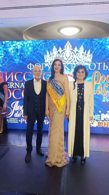 Жительница Барнаула Марина Толстопятова выиграла всероссийский конкурс красоты Жительница Барнаула Марина Толстопятова выиграла всероссийский конкурс красоты