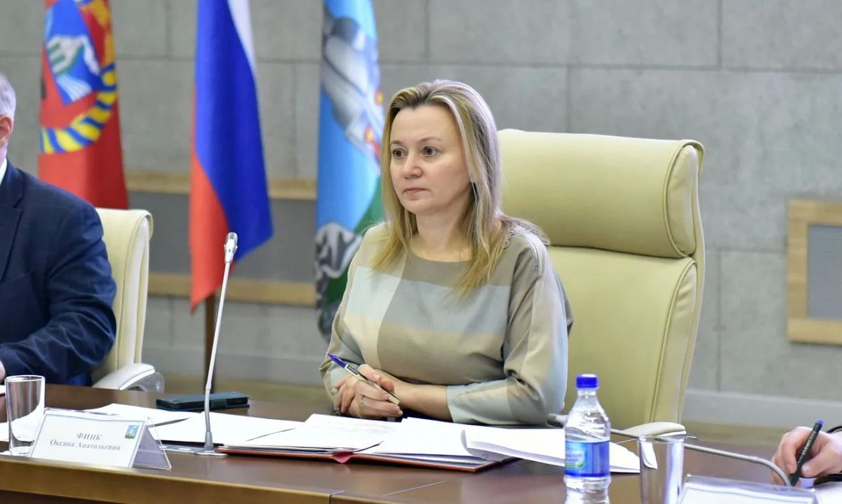 В Барнауле обсудили безопасность на дорогах, профилактику интернет-мошенничеств и пожаров В Барнауле обсудили безопасность на дорогах, профилактику интернет-мошенничеств и пожаров