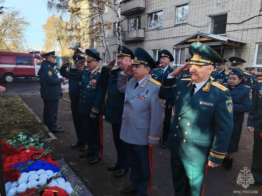 "Алтай героический – Алтай исторический": состоялись сборы руководителей советов ветеранов Сибири "Алтай героический – Алтай исторический": состоялись сборы руководителей советов ветеранов Сибири