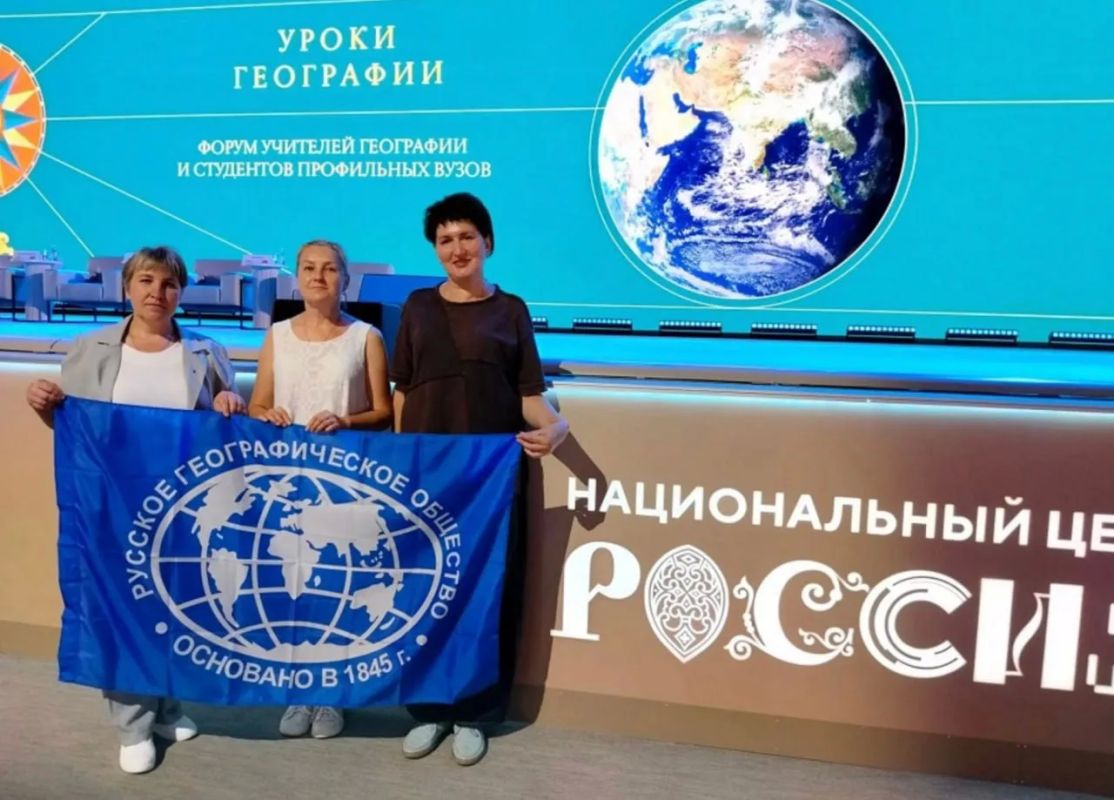 Виктор Томенко: Ежегодно в Алтайском крае присуждаем губернаторскую премию имени Петра Аркадьевича Столыпина нашим землякам за выдающиеся успехи в развитии сельских территорий Виктор Томенко: Ежегодно в Алтайском крае присуждаем губернаторскую премию имени Петра Аркадьевича Столыпина нашим землякам за выдающиеся успехи в развитии сельских территорий