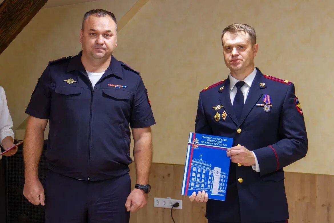 С заботой и вниманием: в Алтайском крае состоялась встреча ветеранов органов внутренних дел С заботой и вниманием: в Алтайском крае состоялась встреча ветеранов органов внутренних дел