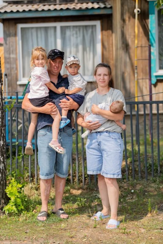 Виктор Томенко: Сегодня в России отмечают День отца Виктор Томенко: Сегодня в России отмечают День отца