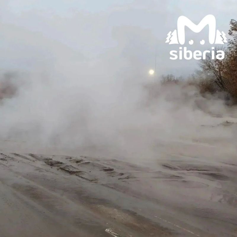 Два человека получили ожоги кипятком из-за коммунальной аварии в Барнауле Два человека получили ожоги кипятком из-за коммунальной аварии в Барнауле