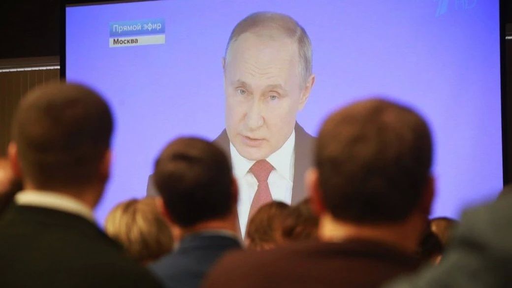 Прямая линия президента России Владимира Путина в 2026 году пройдет в декабре и вновь будет объединена с большой пресс-конференцией
