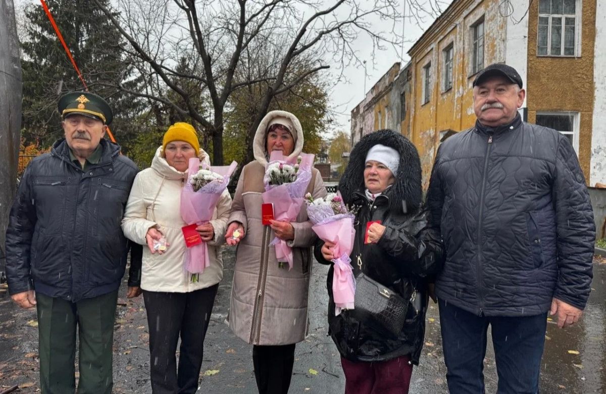 Бийск отметил День отца. Праздничный концерт прошёл в исторической части города, рядом с парком им. Леонида Гаркавого - на новой уличной сцене, установленной в рамках концепции «Туристский код центра города» национального... Бийск отметил День отца. Праздничный концерт прошёл в исторической части города, рядом с парком им. Леонида Гаркавого - на новой уличной сцене, установленной в рамках концепции «Туристский код центра города» национального...