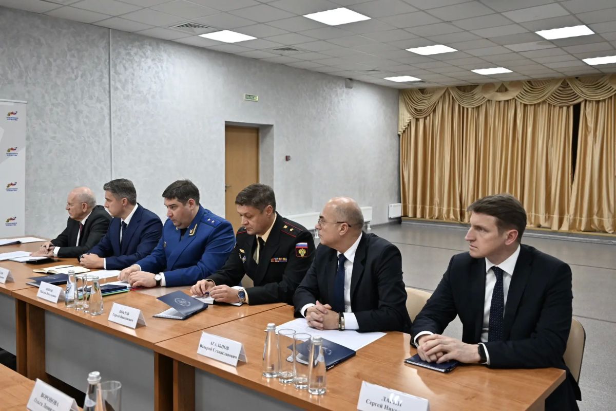 Глава надзорного ведомства посетил филиал Государственного фонда поддержки участников СВО «Защитники Отечества» Глава надзорного ведомства посетил филиал Государственного фонда поддержки участников СВО «Защитники Отечества»
