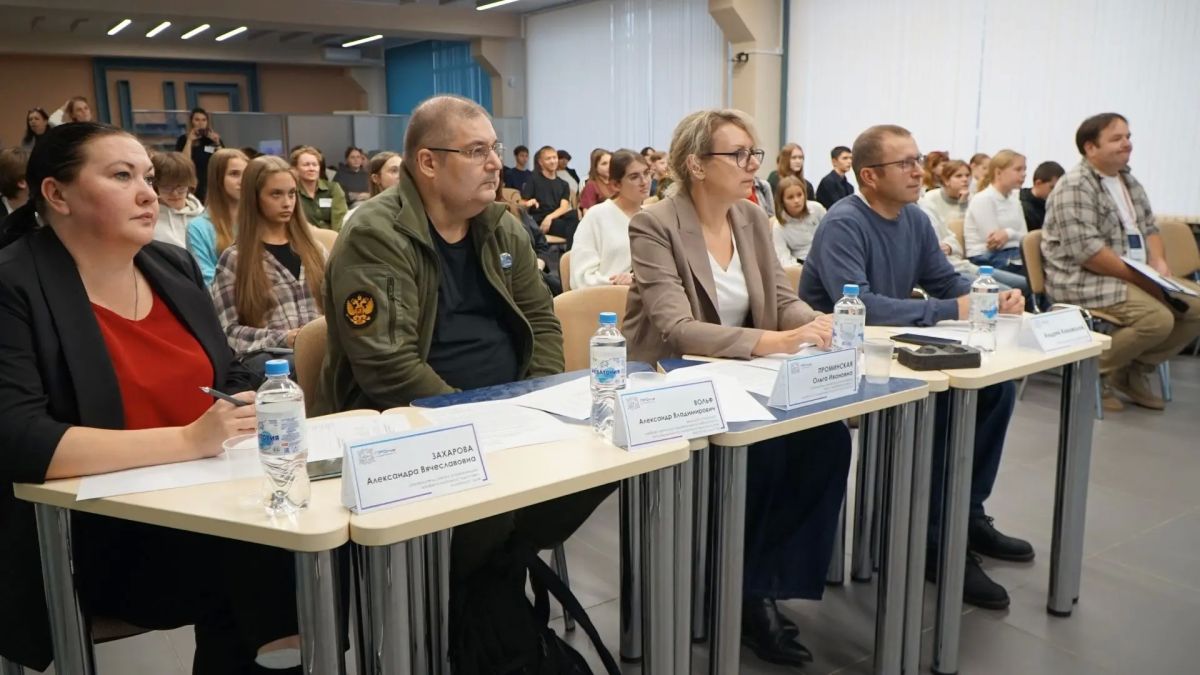 Таланты для космоса. На базе Центра опережающей профессиональной подготовки Алтайского края состоялся региональный фестиваль «Таланты для космоса. Расскажи свою космическую историю через ИИ-технологии», посвящённый 65-летию... Таланты для космоса. На базе Центра опережающей профессиональной подготовки Алтайского края состоялся региональный фестиваль «Таланты для космоса. Расскажи свою космическую историю через ИИ-технологии», посвящённый 65-летию...