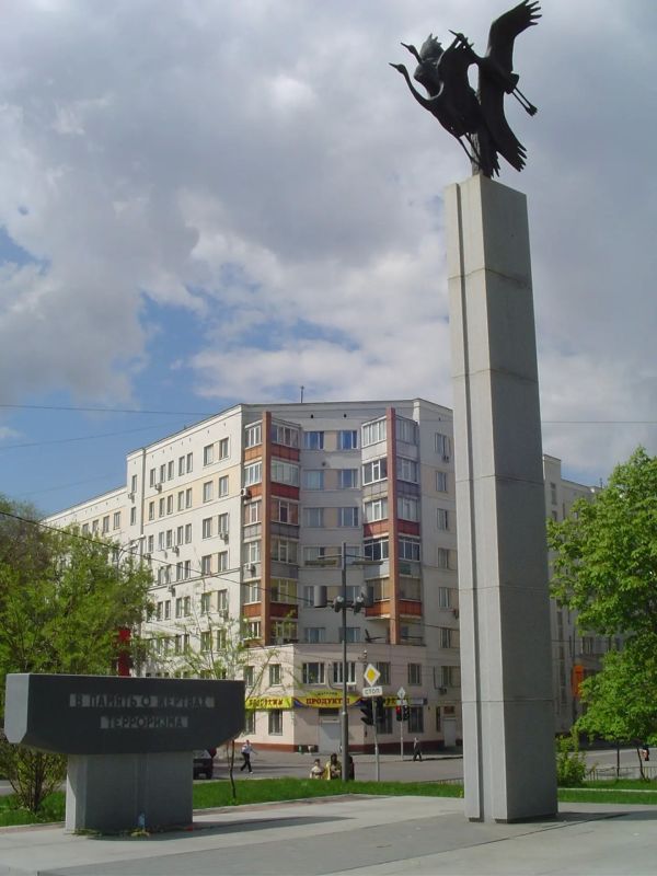 24 года назад, 23 октября 2002 года, террористы захватили более 900 заложников в Театральном центре на Дубровке в Москве