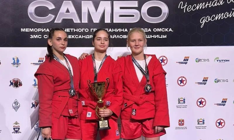 Самбисты Алтайского края завоевали две медали на Мемориале Александра Пушницы Самбисты Алтайского края завоевали две медали на Мемориале Александра Пушницы