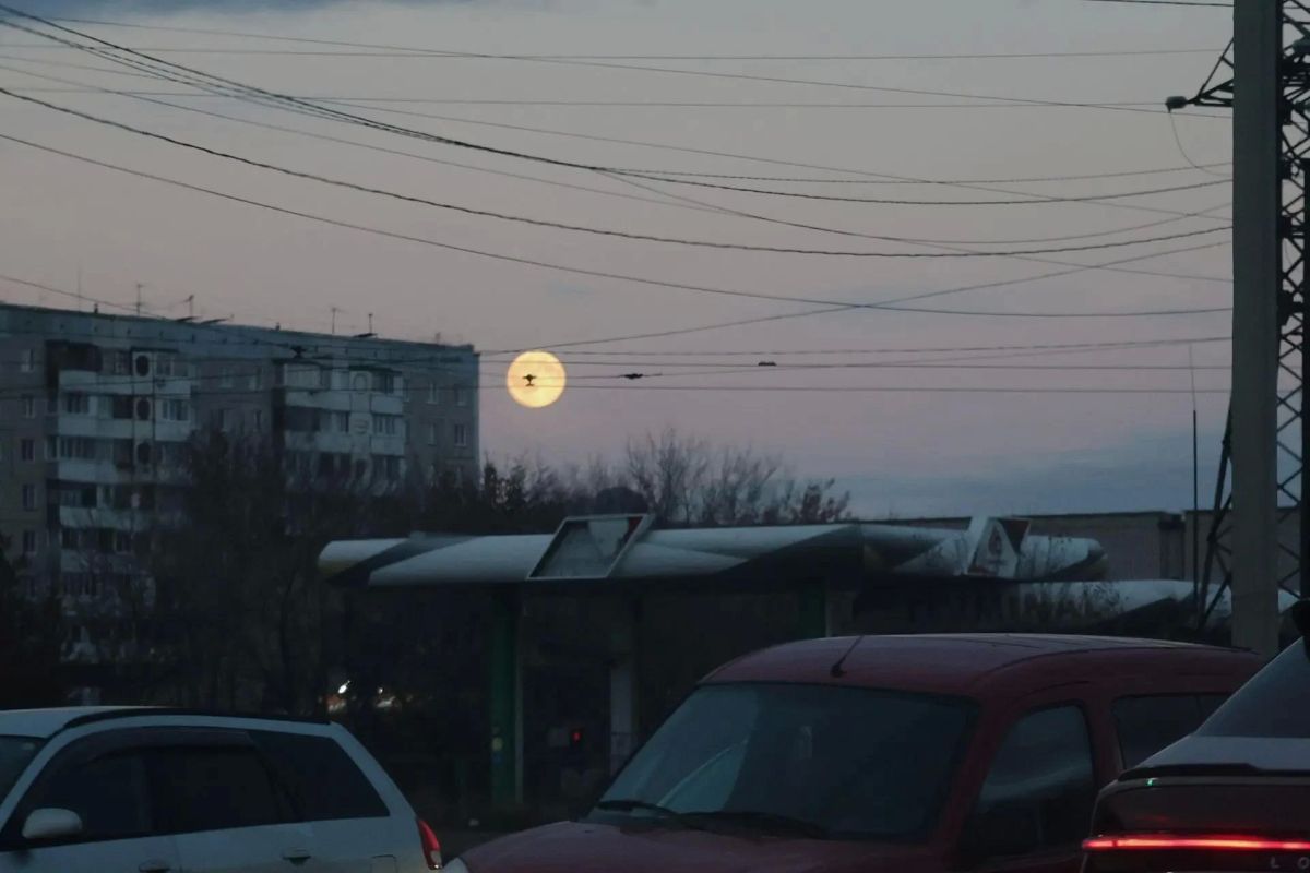 Охотничье полнолуние над Барнаулом Охотничье полнолуние над Барнаулом
