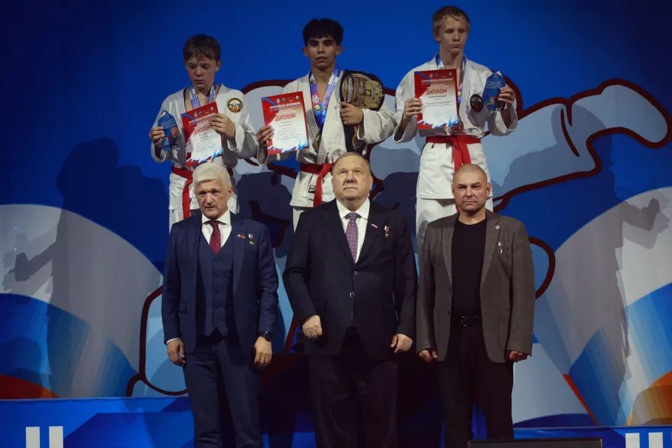 В Барнауле прошли финальные бои этапа Кубка ВС РФ по армейскому рукопашному бою на призы Героя России Владимира Шаманова В Барнауле прошли финальные бои этапа Кубка ВС РФ по армейскому рукопашному бою на призы Героя России Владимира Шаманова