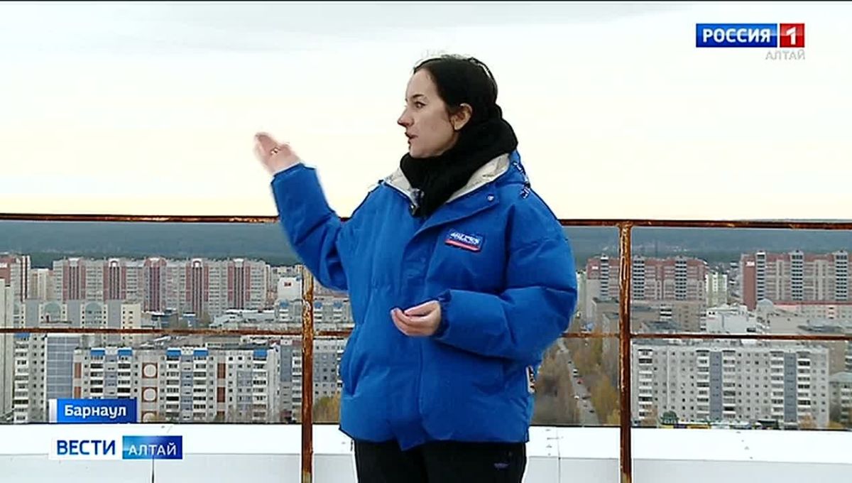 Барнаульские подростки атакуют крыши высоток ради эффектных селфи