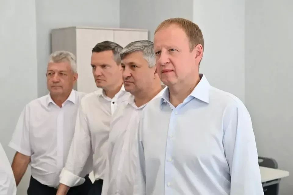 Виктор Томенко проверил ход масштабного обновления гимназии "Планета детства" в Рубцовске Виктор Томенко проверил ход масштабного обновления гимназии "Планета детства" в Рубцовске
