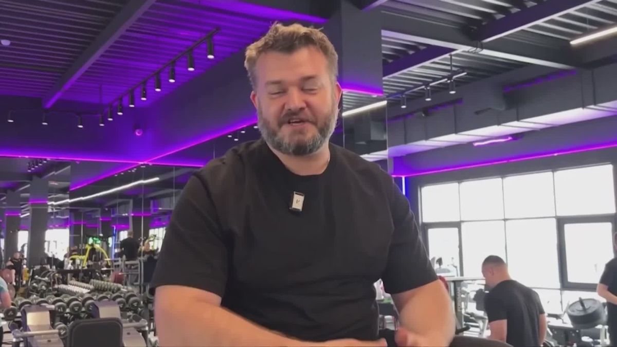 Корреспондент «Катунь 24» заменил гирю бодибилдеру из Барнаула