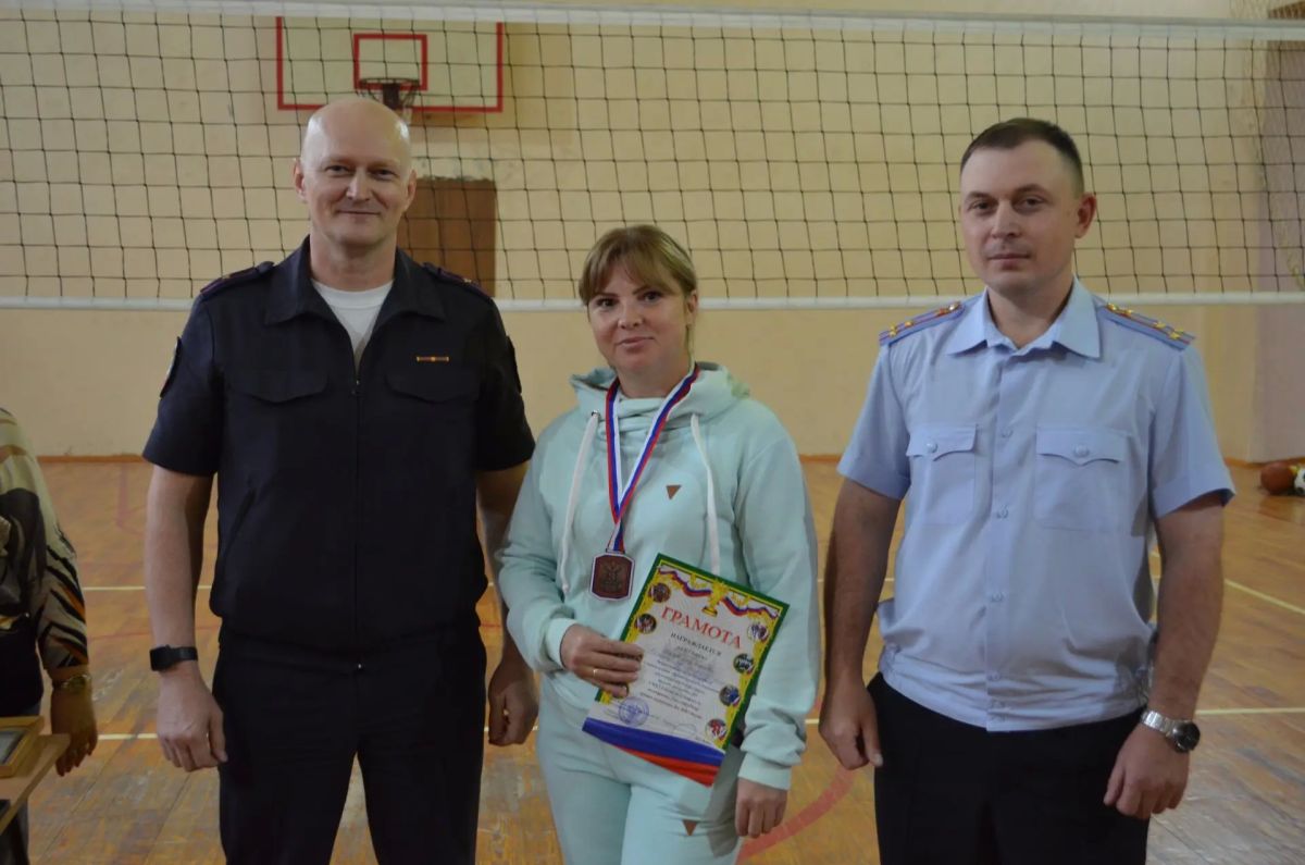 «Преемственность поколений»: в краевой столице прошёл спортивный турнир среди ветеранов и сотрудников УМВД России по городу Барнаулу «Преемственность поколений»: в краевой столице прошёл спортивный турнир среди ветеранов и сотрудников УМВД России по городу Барнаулу