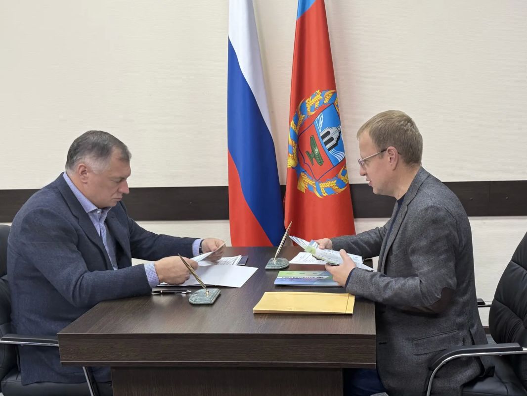 Виктор Томенко: На рабочей встрече с заместителем председательства правительства РФ Маратом Хуснуллиным, который посетил Алтайский край, обсудили социально-экономическое развитие нашего региона, в том числе реализацию...