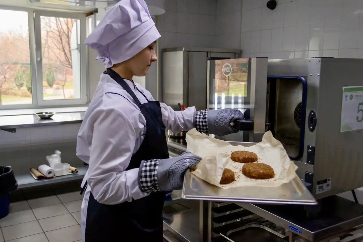 Краевой конкурс профессионального мастерства «Мастер-шеф: школьная версия» Краевой конкурс профессионального мастерства «Мастер-шеф: школьная версия»