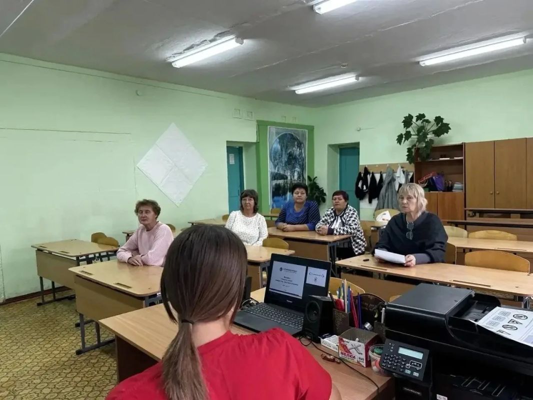 В Алтайском крае продолжается марафон по цифровой безопасности «Энергия заботы: знаешь сам – расскажи близким» В Алтайском крае продолжается марафон по цифровой безопасности «Энергия заботы: знаешь сам – расскажи близким»