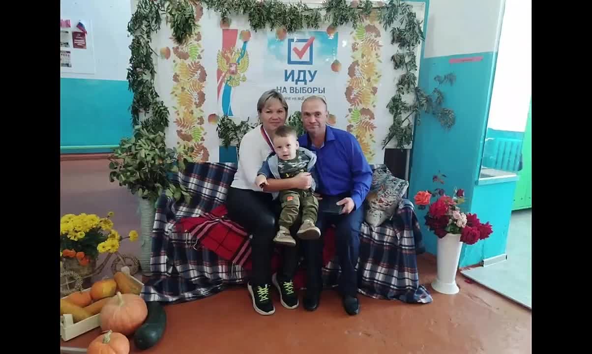 Конкурс среди УИК на лучшую организацию работы в период подготовки и проведения выборов депутатов АКЗС: работа УИК №574 Алейского района