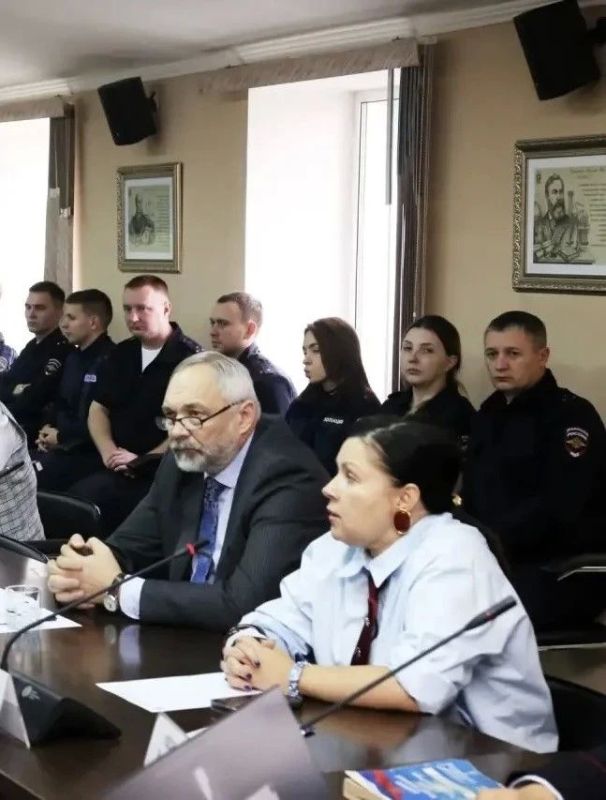 Прокуратурой Алтайского края принято участие в заседании круглого стола, посвященного соблюдению прав человека в уголовном процессе Прокуратурой Алтайского края принято участие в заседании круглого стола, посвященного соблюдению прав человека в уголовном процессе
